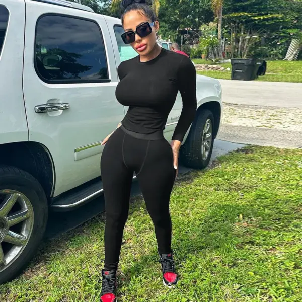 Custom Logo Women Clothing Women's 2 Pieces Outfits Solid Ribbed Cropped Long Sleeves Shirt Legging Pants Set Sweatsuit Set