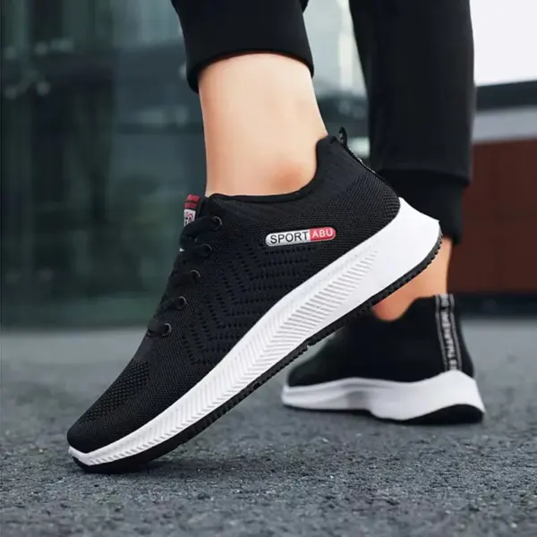 New Casual Sneakers Men's Summer Breathable Mesh Shoes Versatile Korean Fashion Shoes Ultra-light Running Shoes