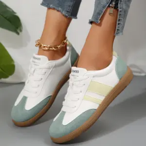 Custom Logo Spring New Arrivals Breathable Lace up Sneakers Sneakers for Women Walking Style Casual Sports Shoes