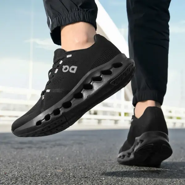 Custom Logo Running Sports Shoes Mesh Breathable Sneakers Designer Sport Walking Style Shoes  Running Shoes for Men