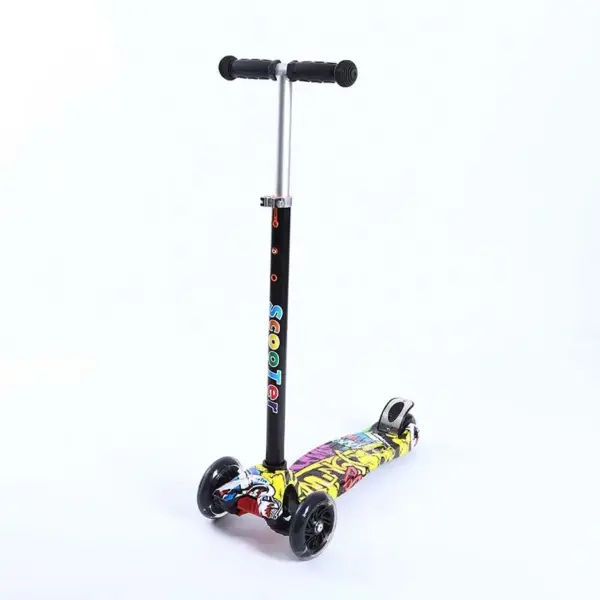 2022 New Three-wheel Push Kick Skateboard Boys and Girls Toddler Toys Children's Bicycles
