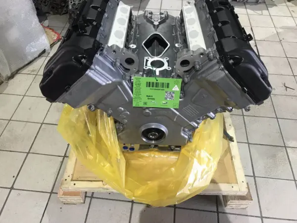 Quality Guarantee Manufacturer Gasoline Car Engine Assembly for Land Rover 428PS 4.2T