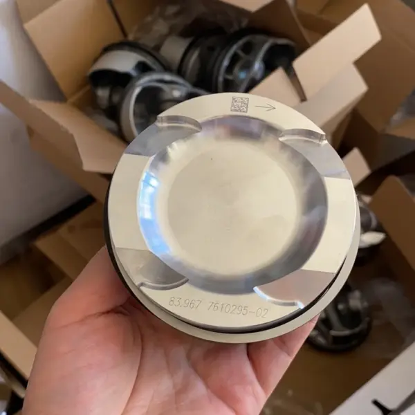 Wholesale  6x Pistons with  Rings Set 11257610295  84mm for BMW E82 E90 E60 135i 335i 535i 740i N54B30 3.0L  Oversize 025 050