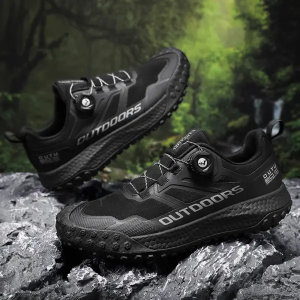 Custom LOGO  Outdoor Mountaineering Sneaker Waterproof Men Safety Trekking Shoes Men Hiking Shoes