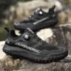 Custom LOGO  Outdoor Mountaineering Sneaker Waterproof Men Safety Trekking Shoes Men Hiking Shoes