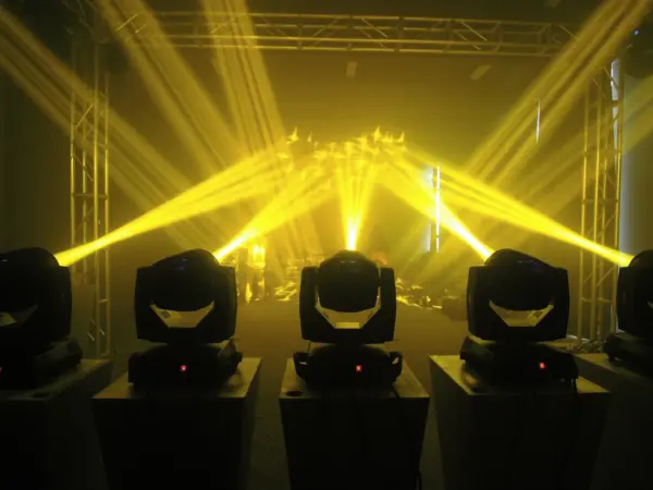 Xlighting DJ Disco Stage Lighting Equipment 230w 7r Sharpy Moving Head Beam Lights  for Night Club Party