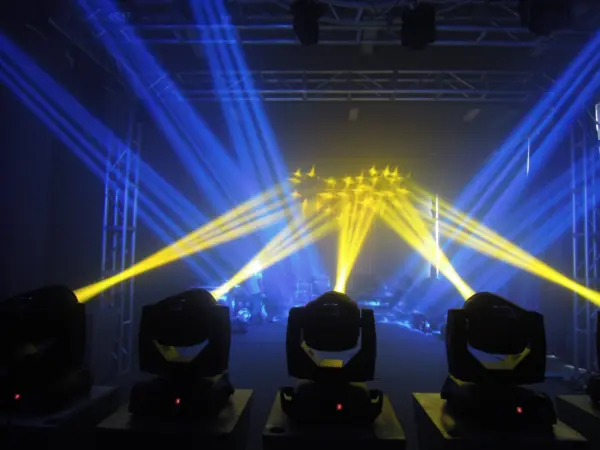 Xlighting DJ Disco Stage Lighting Equipment 230w 7r Sharpy Moving Head Beam Lights  for Night Club Party