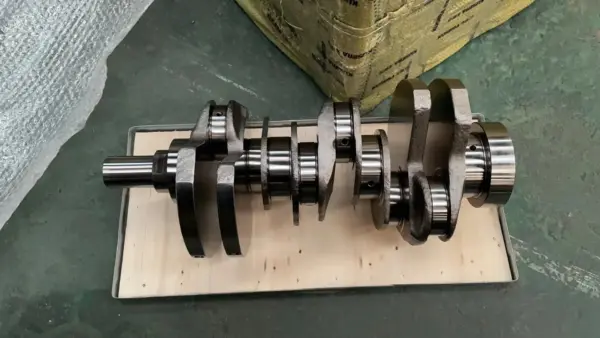 Factory LR038168  Forged Crankshaft  for Land Rover 3.0L TDV6 Diesel 306DT Crankshaft Forged Steel Crank Shaft