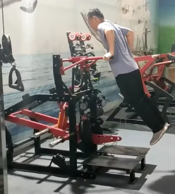 Commercial Strength Plate Loaded Hip Belt Squat Standing Pit Shark  Multi Functional HM Belt Squat